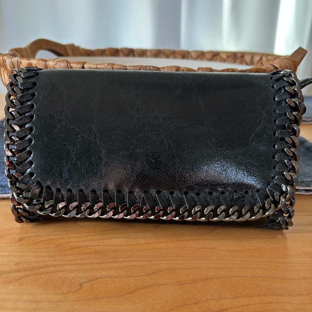 Pelle Black Metallic Chain Detail Leather Crossbody/Clutch